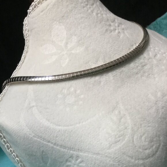 MILOR Sterling Silver 925 Omega Necklace Choker 16" Italy 20g Vintage New - Picture 4 of 13